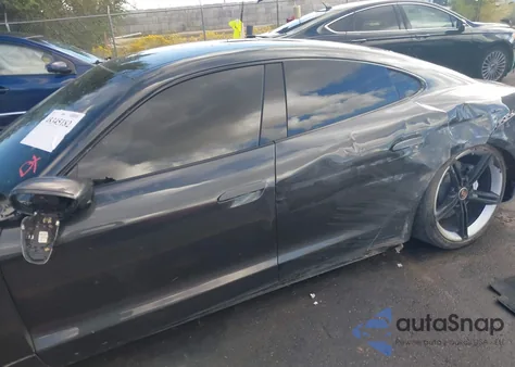 2021 Porsche Taycan 4S z USA, uszkodzony, nr VIN WP0AB2Y19MSA43336